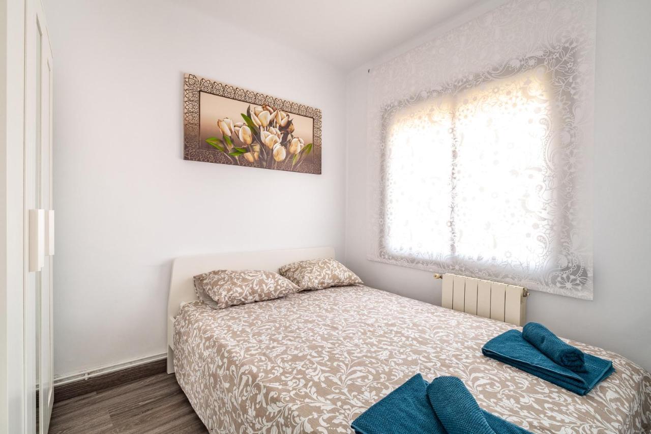 Lovely Apartment Barca 2 Sant Adria de Besos Buitenkant foto